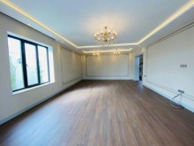 Merdekanda yeni insa edilmis 2 mertebeli villa satilir, -17