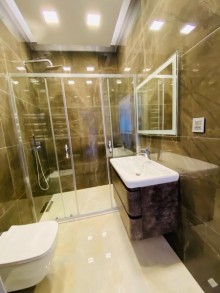 Merdekanda yeni insa edilmis 2 mertebeli villa satilir, -19