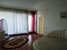 Bilgəh qəsəbəsində dənizə yaxın daimi yaşamaq üçün münasib villa, -7