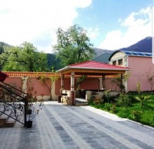 qebelede menzereli heyet evleri, -17