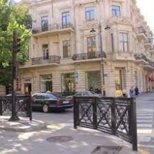 Продажа Объектa нежилой площадью 258 кв/м в цокольном этаже архитектурного дома, -2