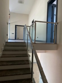 Suvelan qesebesinde əla temirli  2 mertebeli villa satilir, -11