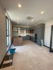Suvelan qesebesinde əla temirli  2 mertebeli villa satilir, -14