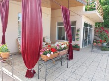 Novxanıda həyət evləri və bağlar massivində hovuzlu ev satılır, -3