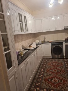 ehmedlide pluton terefde ev satilir, -15