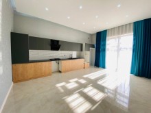 merdekanda satilan heyet evi., -8