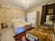 suvelanda denize yaxin heyet evleri erazisinde hovuzlu ev satilir, -17