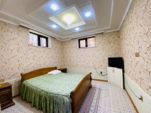 Merdekan qesebesinde elit erazide2 mertebeli villa satilir, -6