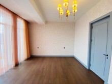 Mərdəkanda 2 mərtəbəli modern villa, -11