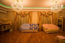 azerbaijan real estate 210.000  azn, -6