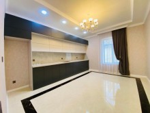 A 2-storey villa built on a 7 sot plot of land is for sale in Merdekan, -18