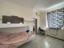 merdekan satilan bag evi, -19