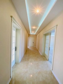 Bilgəh villa bağ evləri massivində 12-ci dalanda, ağlaylı təmirli villa, -12