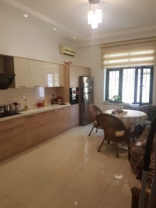 BUy home in Baku center Qarayev metro station, -5