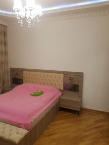 BUy home in Baku center Qarayev metro station, -7
