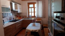 novxanida heyet evi satilir, -18