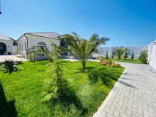 A 1-story villa built on a 7.5 sot plot in Mardakan near the Bravo market, -6