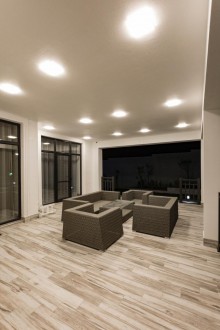 2 mərtəbəli, 6 otaqlı villa satışda, -5