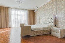 2 mərtəbəli, 6 otaqlı villa satışda, -20