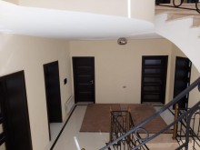 Novxanida villa satilir 3 mertebeli villa satisi, -13