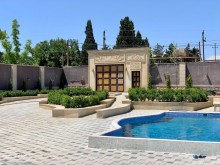 Bilgəhdə villa satılır, hovuzu var əla təmirli, -4