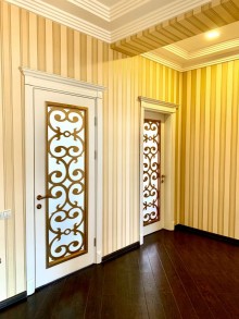 Bilgəhdə villa satılır, hovuzu var əla təmirli, -18