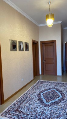 A 5-room, 180 sq.m. garden house is for sale in Mardakan city, -8