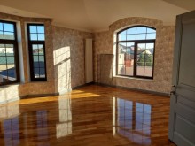 Mərdəkanda dəniz mənzərəli əla təmirli villa satılır, -10