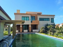 a 3-storey mansion, fully furnished with expensive furniture, -4