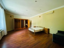 Suvelanda   15 sot torpaq sahesinde 2 mertebeli villa satilir, -14