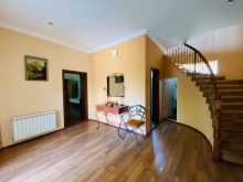 Suvelanda   15 sot torpaq sahesinde 2 mertebeli villa satilir, -15