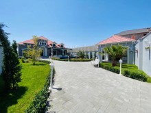 Mərdəkanda Bravo marketə çox yaxın müasir dizaynda villa satılır, -2