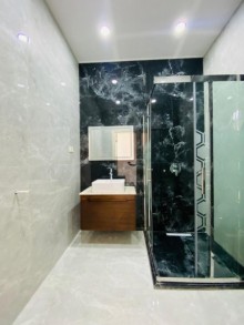Mərdəkanda Bravo marketə çox yaxın müasir dizaynda villa satılır, -20