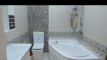 Qosa qalanin yaninda 3 mertebeli villa satilir, -13