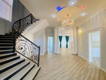 Merdekanda Bravo yolunda teymur quliyev sanatoriyasi terefde villa satilir, -11