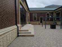 Şüvalan Parkdan dəniz yolunda 1 mərtəbəli qapalı hovuzlu və əşyalı villa satılır, -6