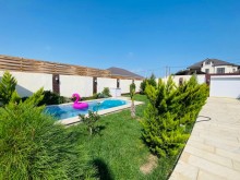 The villa in Merdekan is located on Bravo market road, -3