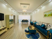 The villa in Merdekan is located on Bravo market road, -6