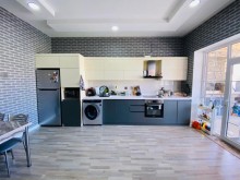 The villa in Merdekan is located on Bravo market road, -12