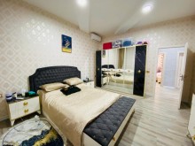 The villa in Merdekan is located on Bravo market road, -16