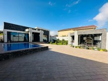 Buy a house and villa in Baku Mardakan settlement  260.000 azn, -3