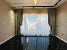 Buy a house and villa in Baku Mardakan settlement  260.000 azn, -17