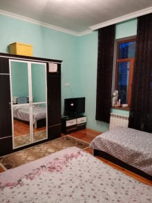 Bilgəh bağları orta dalanlarda dənizə yaxın ev satılır, -4
