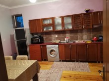 Bilgəh bağları orta dalanlarda dənizə yaxın ev satılır, -7