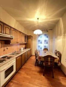 We are selling a house in the historic Old Town, right next to the Shirvanshahs Palace, -3