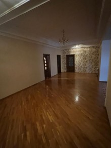 Buy a house/villa near the National Guar, -11