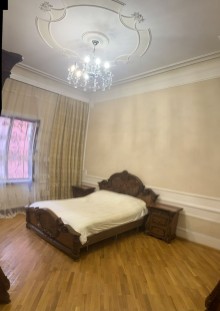 Buy a house/villa near the National Guar, -12