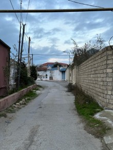 how much is it to buy land in in baku, -5