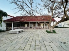 Merdekan qesebesinde '' Bravo markete yaxin Torpaq, -4