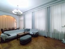 Sale Old building, -4